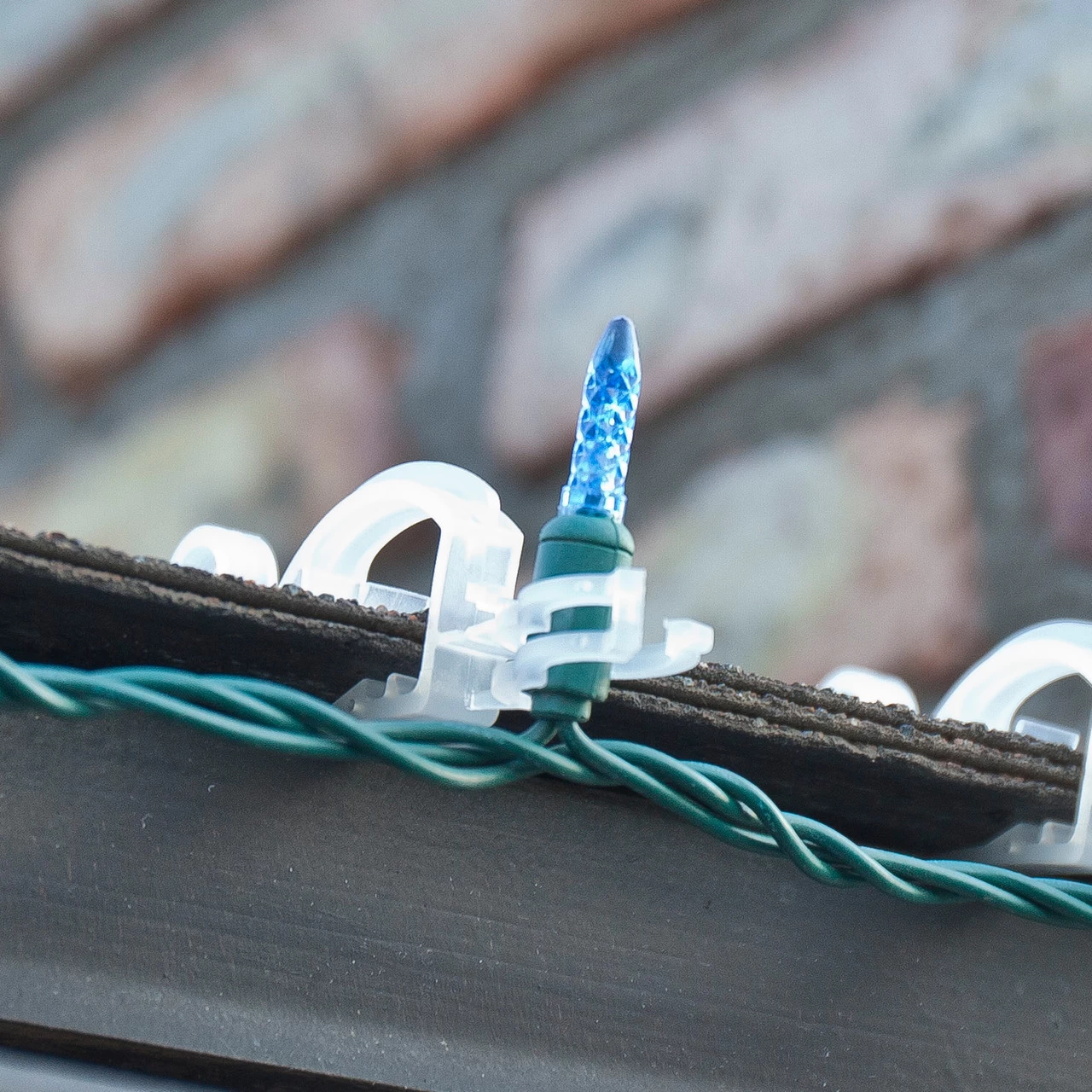 Set Of 1000 Clear Max Pro Anywhere Christmas Lights Clips 5 Set Of 1000 Clear Max Pro Anywhere Christmas Lights Clips - Image 3