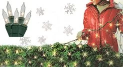 4' X 6' Clear Twinkling Net Style Christmas Lights, Green Wire