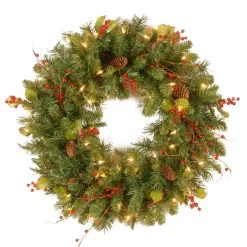 24" Classical Collection Wreath With Clear Lights