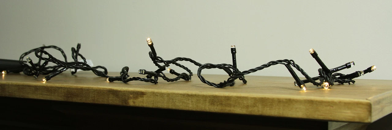 368 Warm White LED Battery Operated 8-Function Christmas Lights - 90 Ft Black Wire 4 368 Warm White LED Battery Operated 8-Function Christmas Lights - 90 Ft Black Wire - Image 2