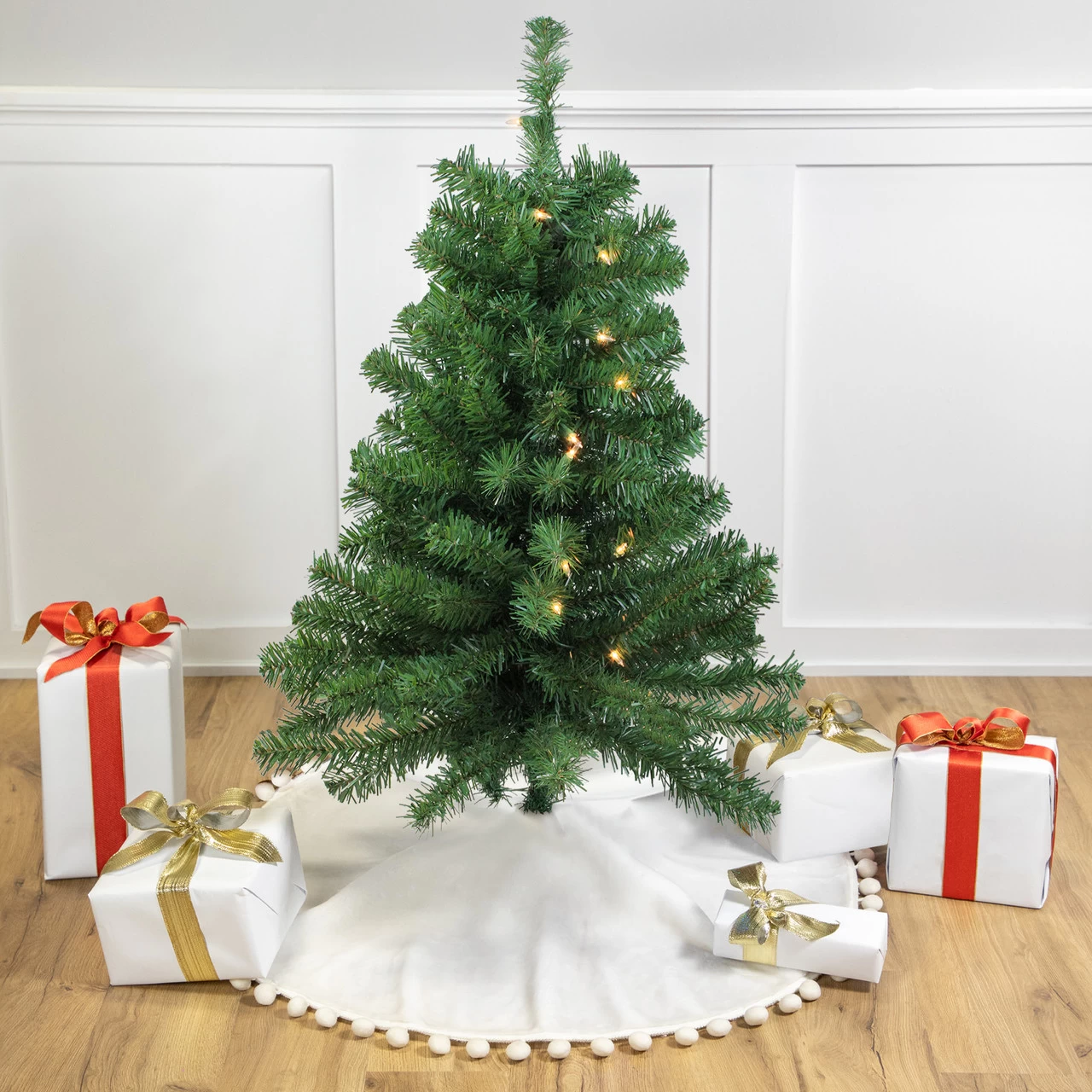 3' Pre-Lit Green Medium Blackwater Fir Artificial Christmas Tree - Clear Lights 3 3' Pre-Lit Green Medium Blackwater Fir Artificial Christmas Tree - Clear Lights