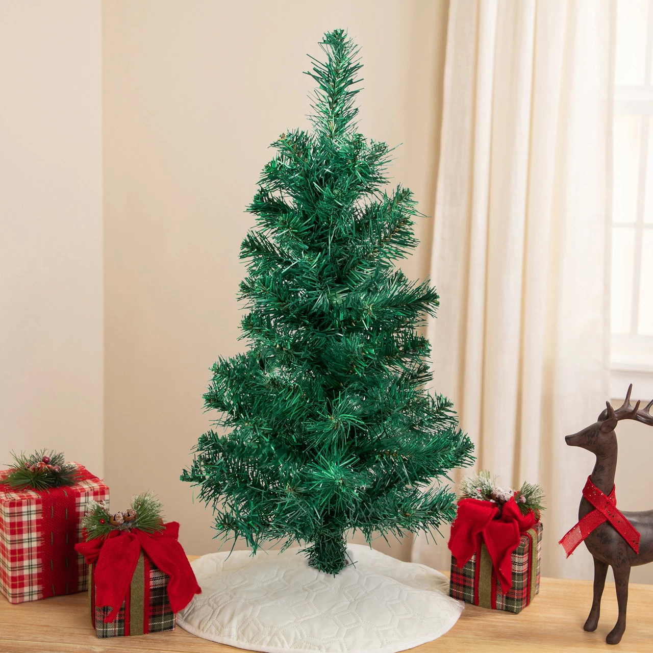 18" Traditional Green Pine Artificial Christmas Tree, Unlit 3 18" Traditional Green Pine Artificial Christmas Tree, Unlit